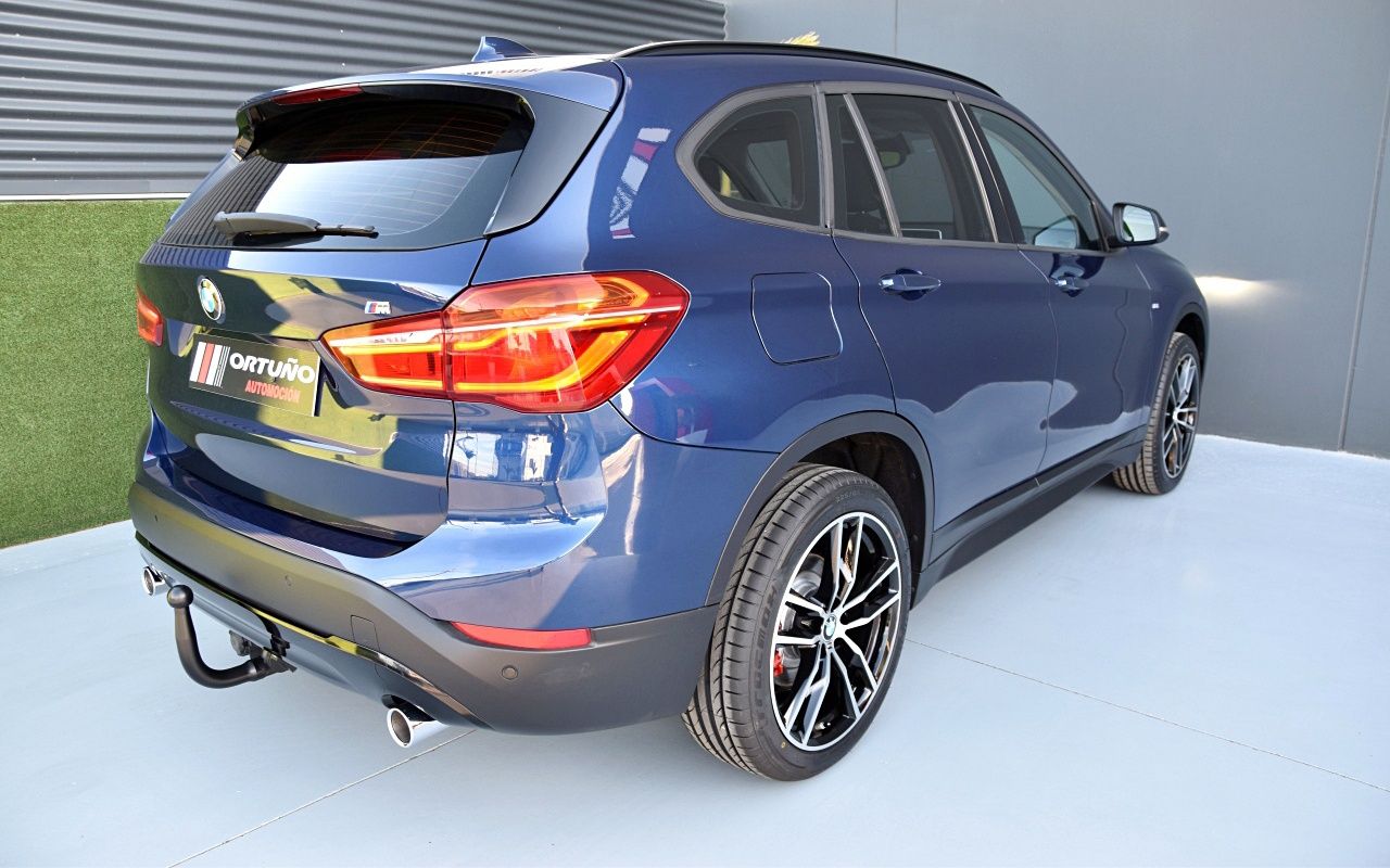 Foto BMW X1 35