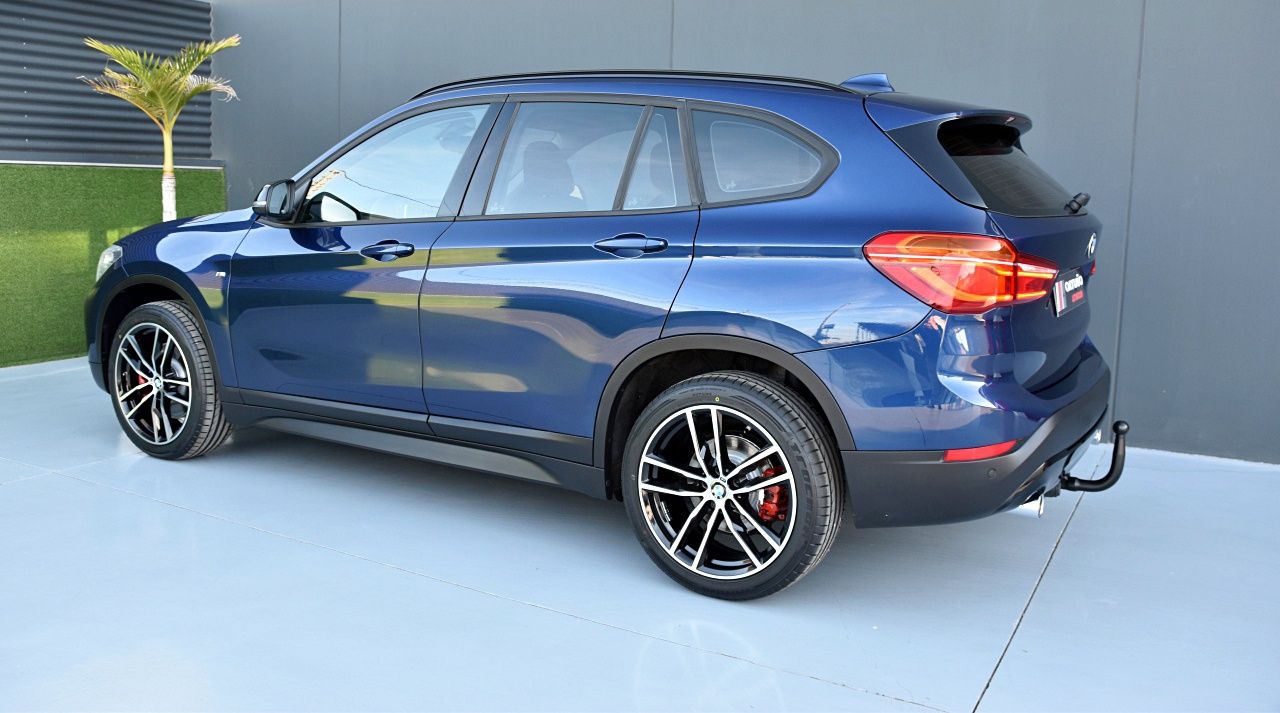 Foto BMW X1 40