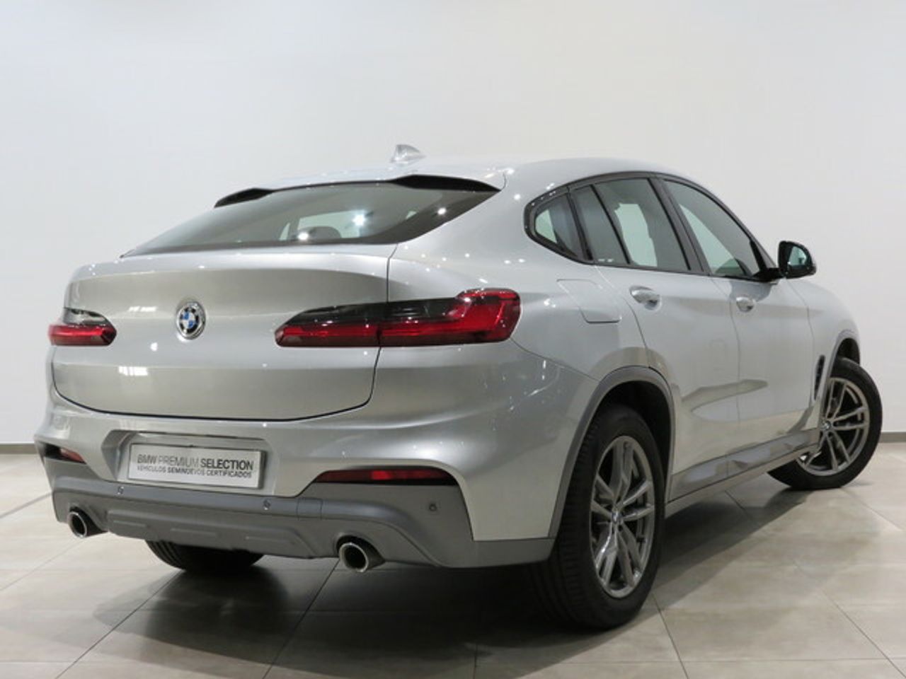 Foto BMW X4 4