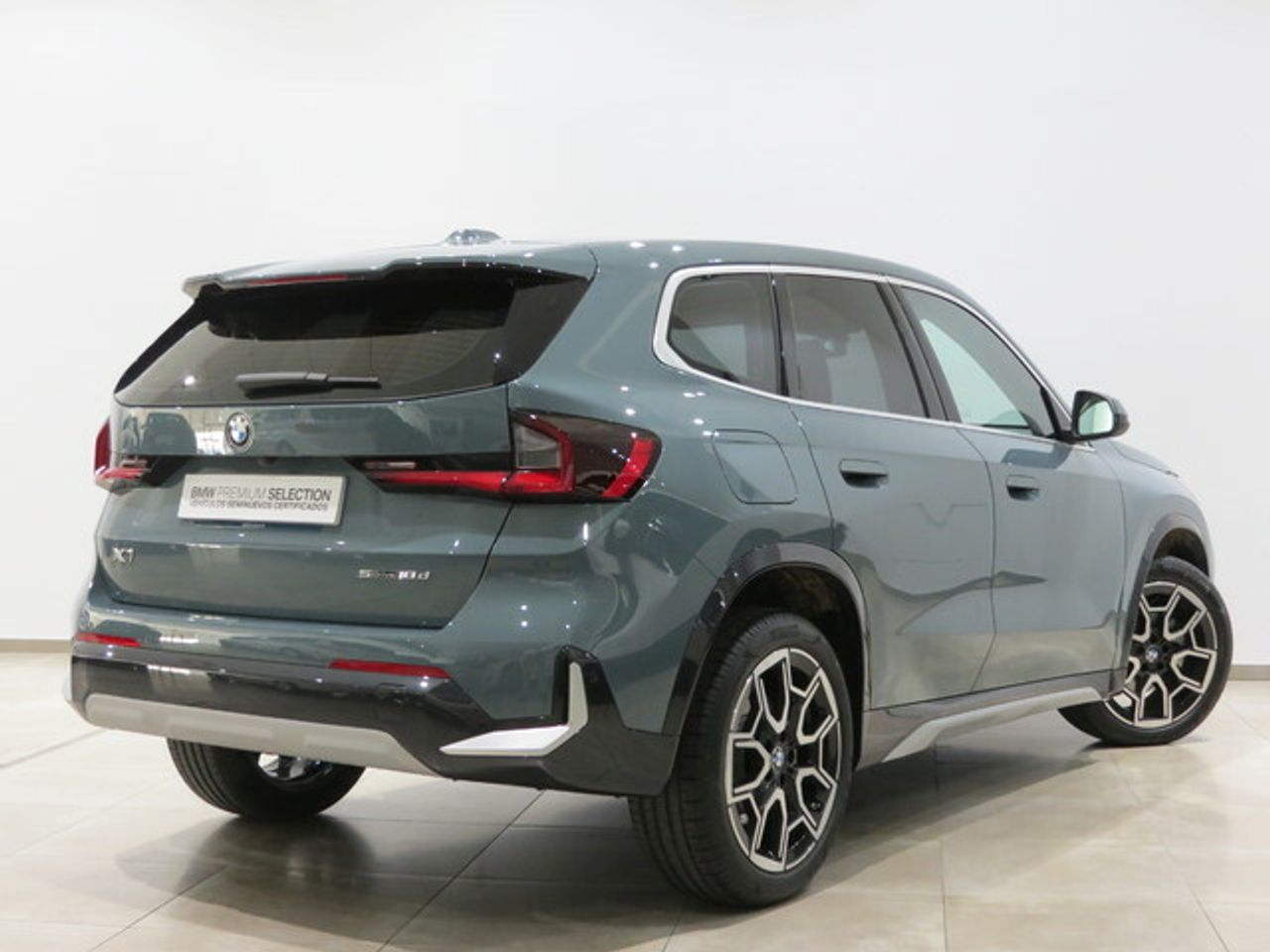 Foto BMW X1 4