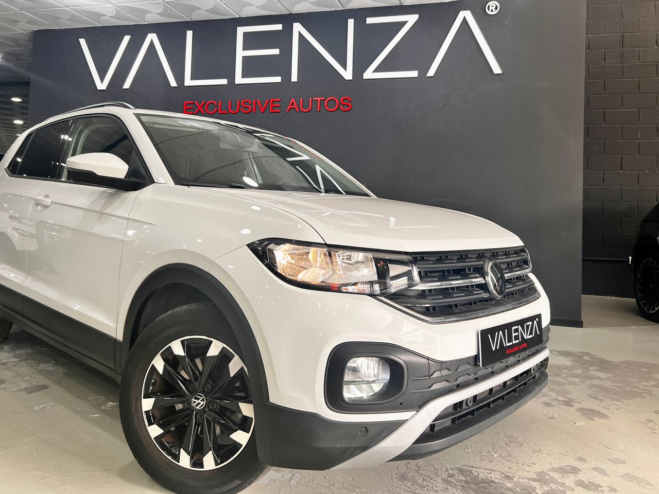 Foto Volkswagen T-Cross 2