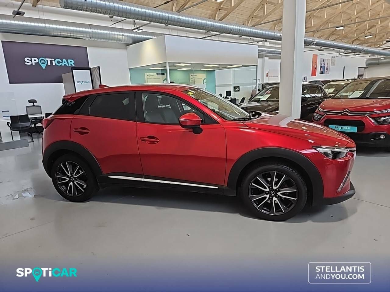 Foto Mazda CX-3 4