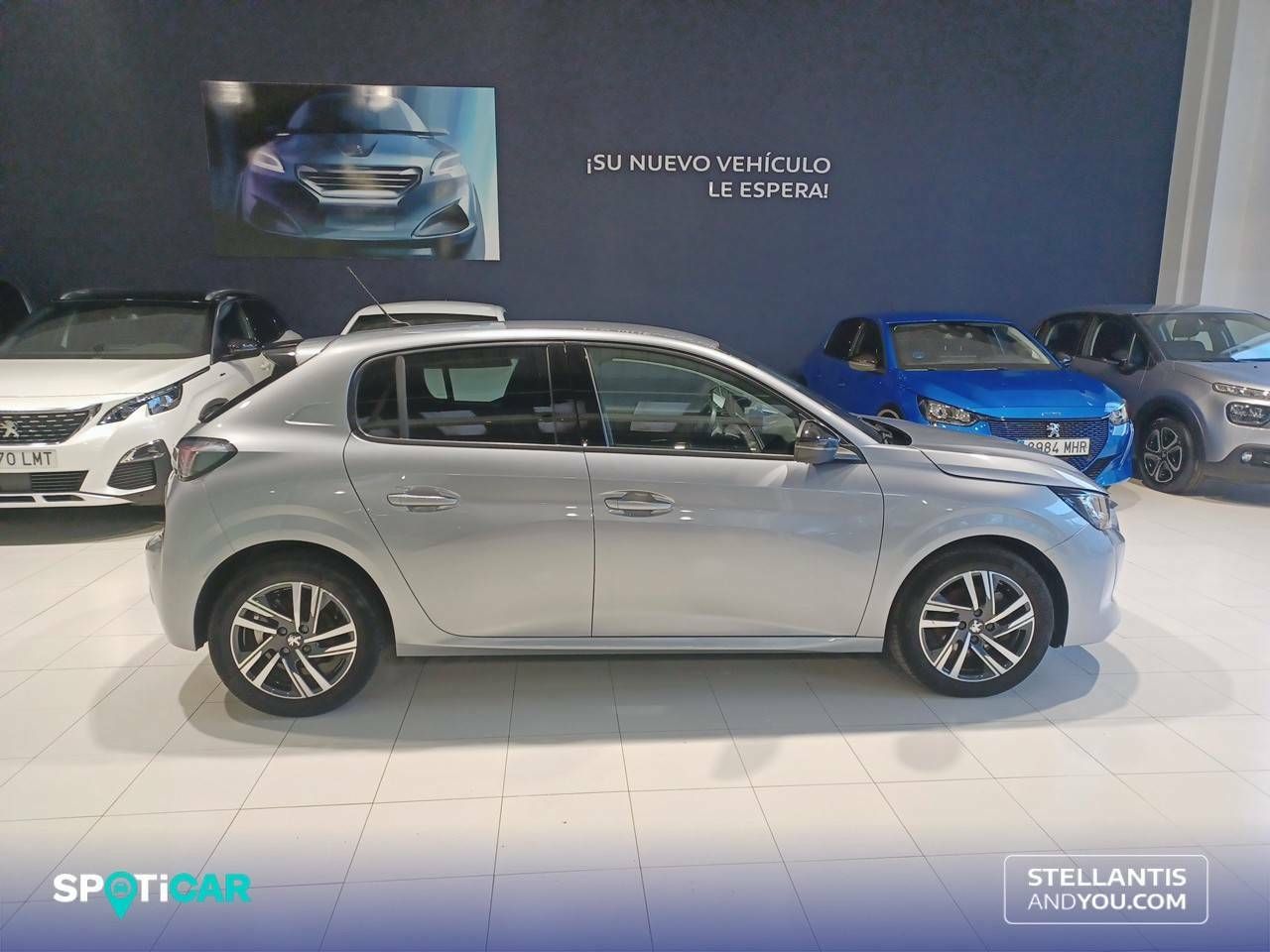 Foto Peugeot 208 4