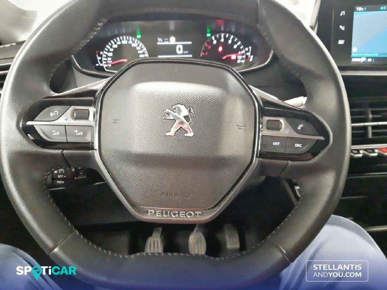 Foto Peugeot 208 13