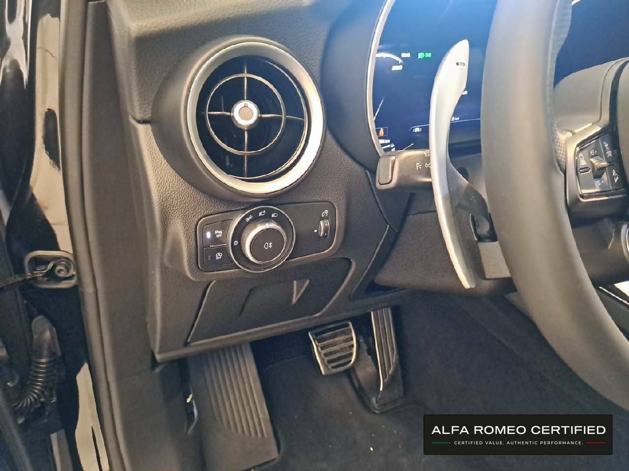 Foto Alfa Romeo Stelvio 16