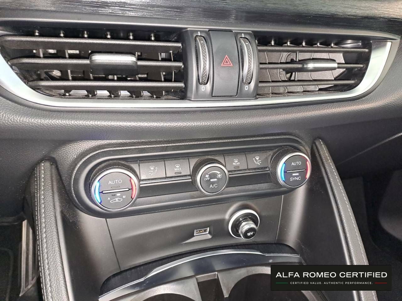 Foto Alfa Romeo Stelvio 13