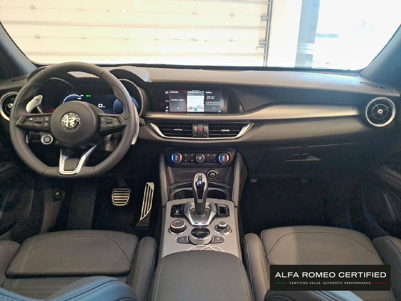 Foto Alfa Romeo Stelvio 8