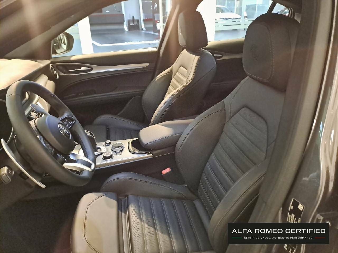 Foto Alfa Romeo Stelvio 9