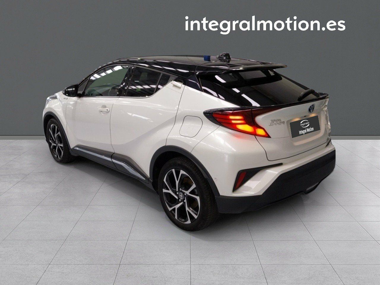 Foto Toyota C-HR 4