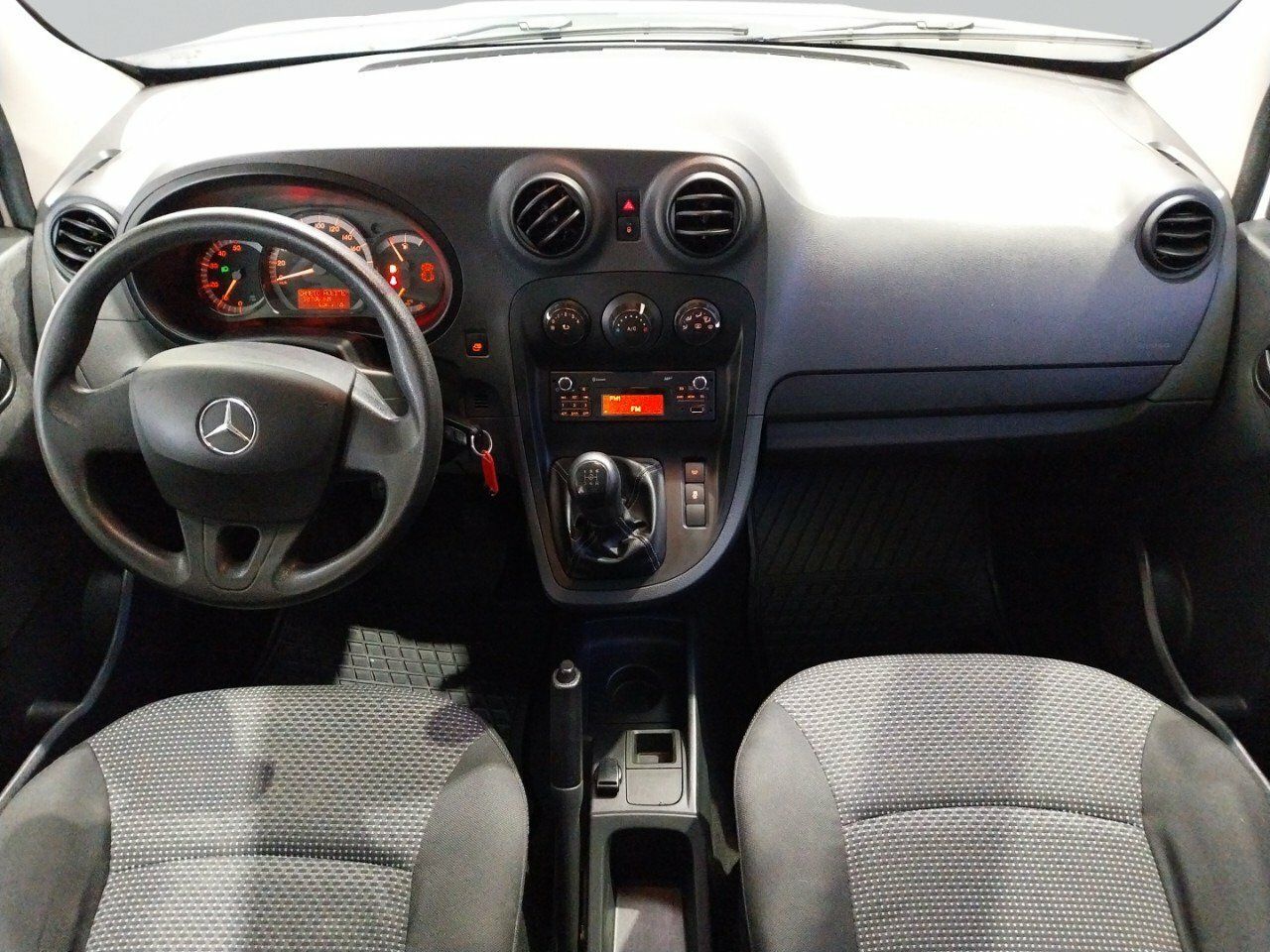 Foto Mercedes-Benz Citan 8