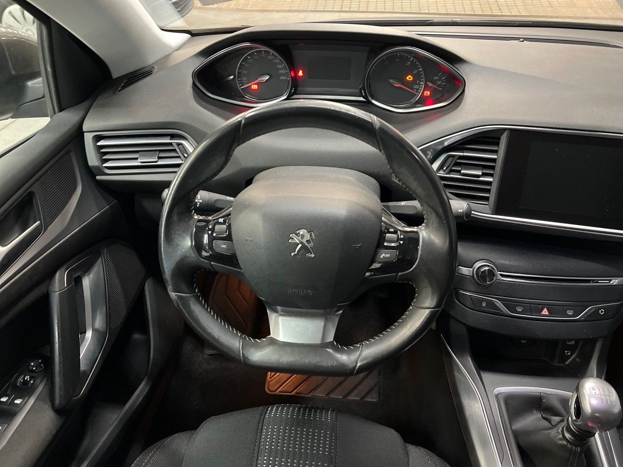 Foto Peugeot 308 11