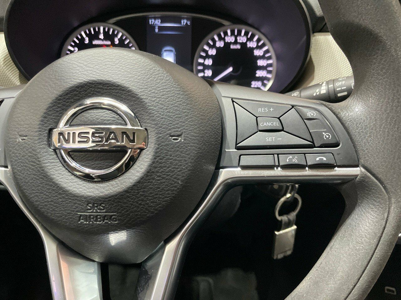 Foto Nissan Micra 13