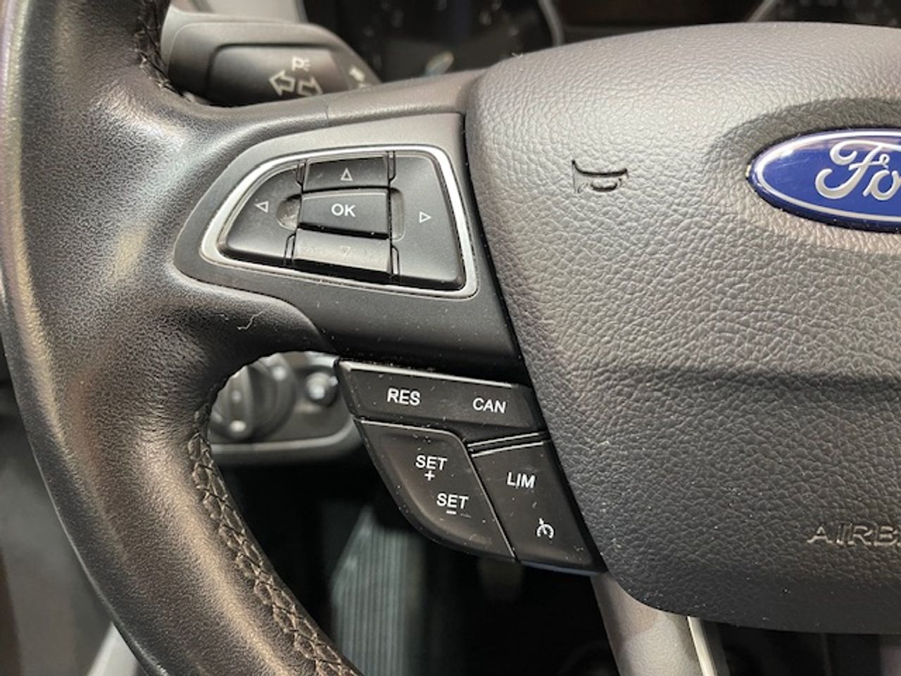 Foto Ford Grand C-MAX 24