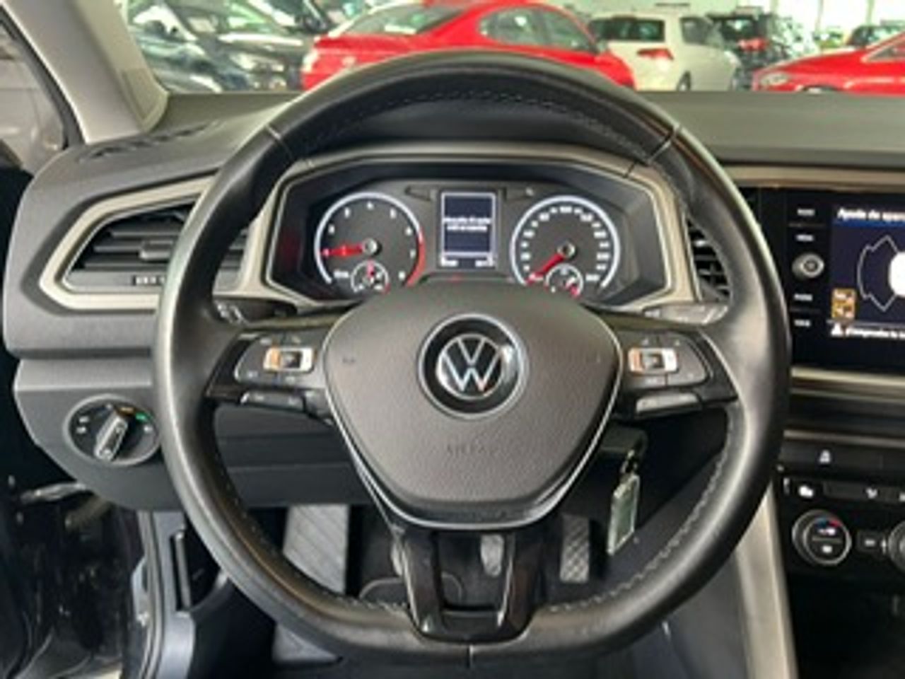 Foto Volkswagen T-Roc 18