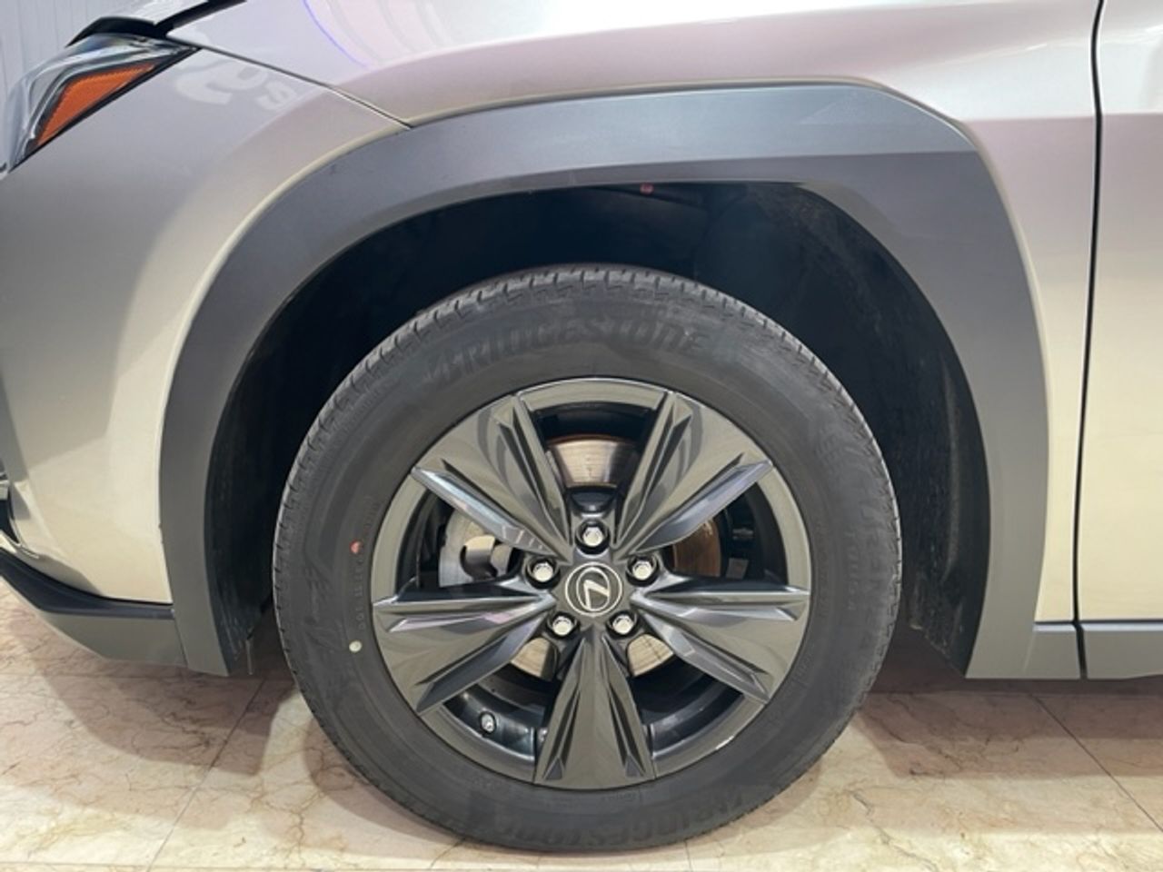 Foto Lexus UX 17