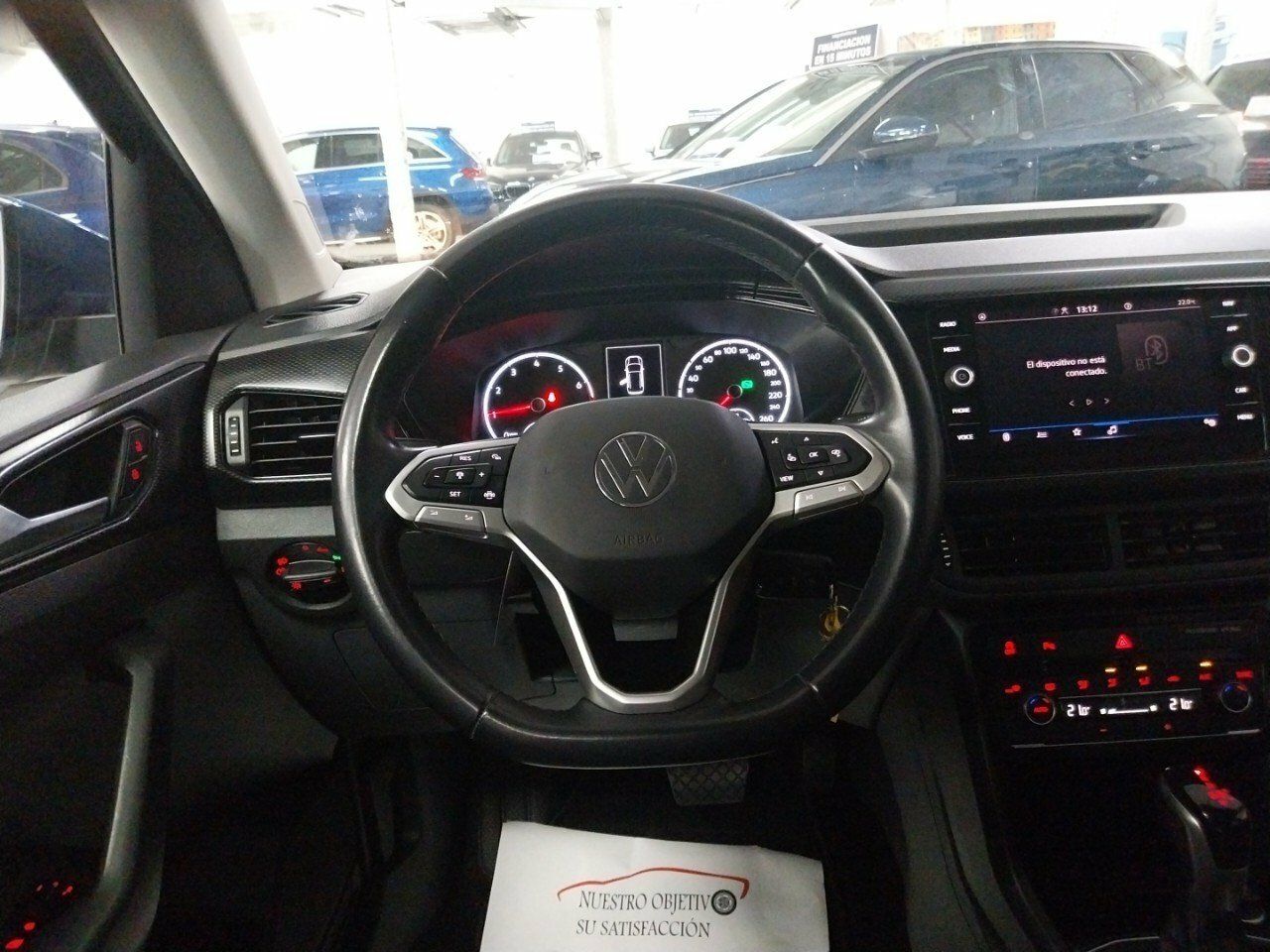 Foto Volkswagen T-Cross 11