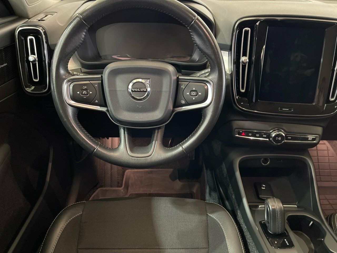 Foto Volvo XC40 11