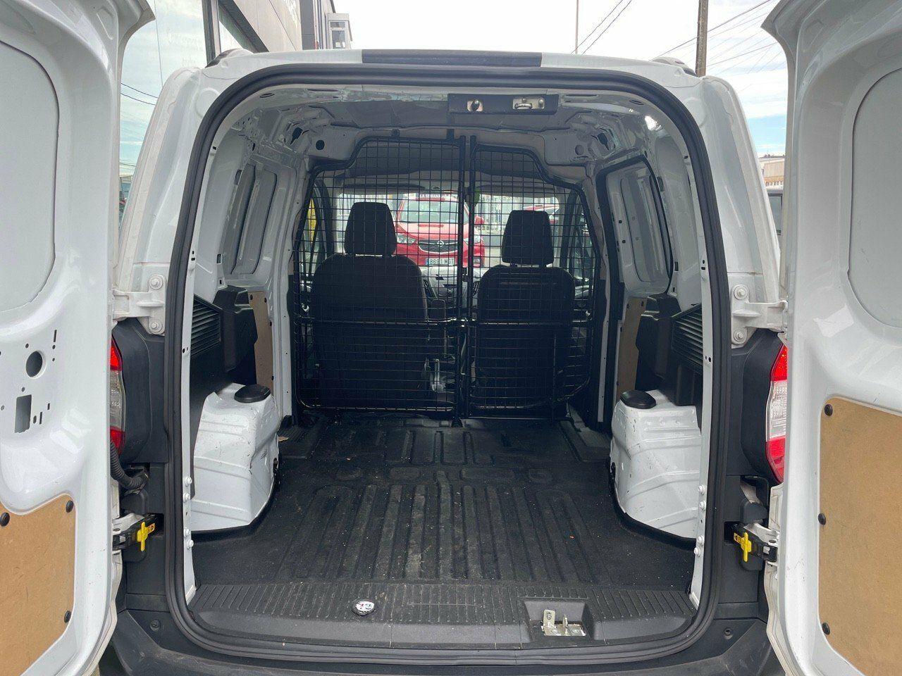 Foto Ford Transit  Courier 6