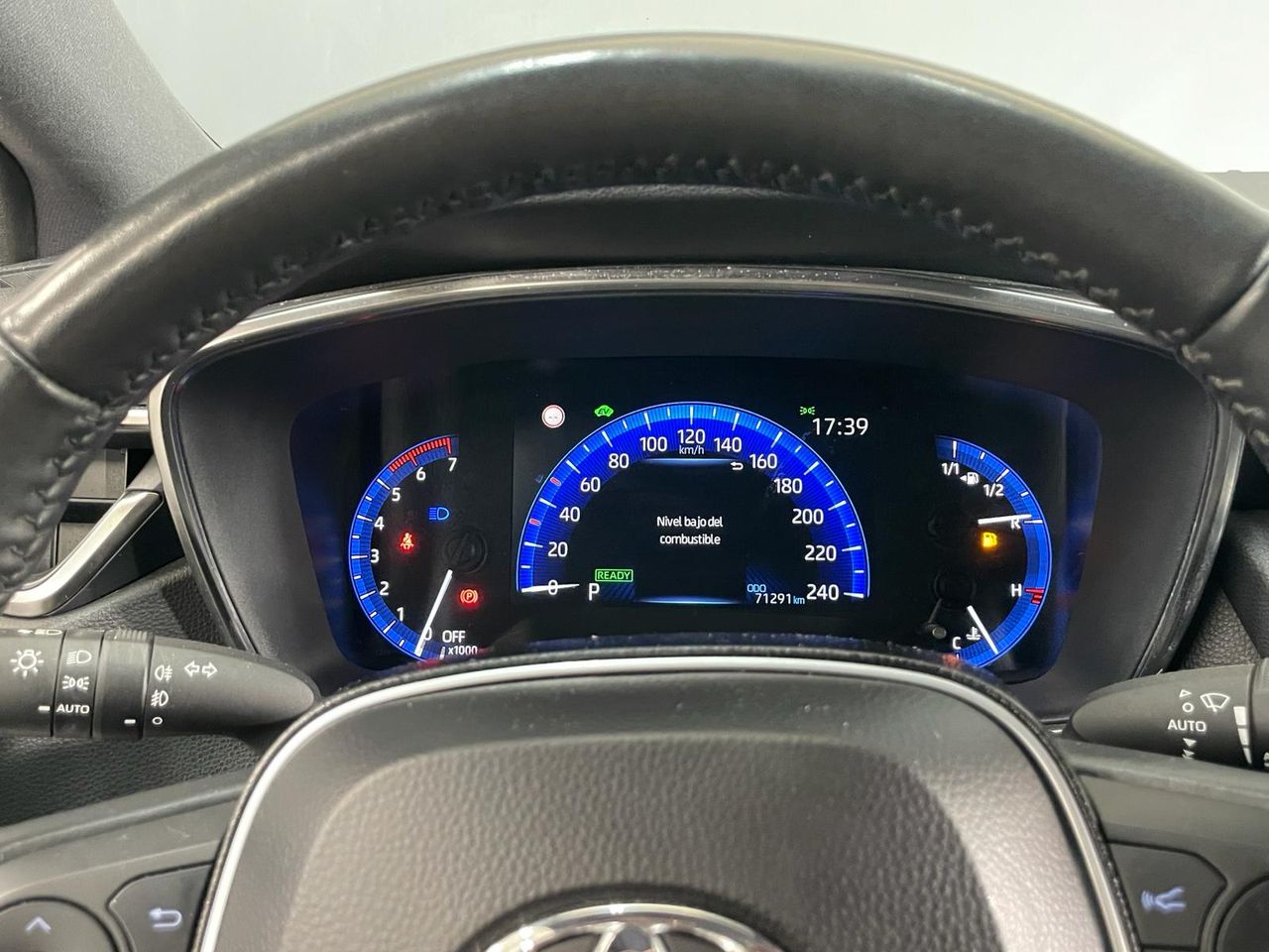 Foto Toyota Corolla 19