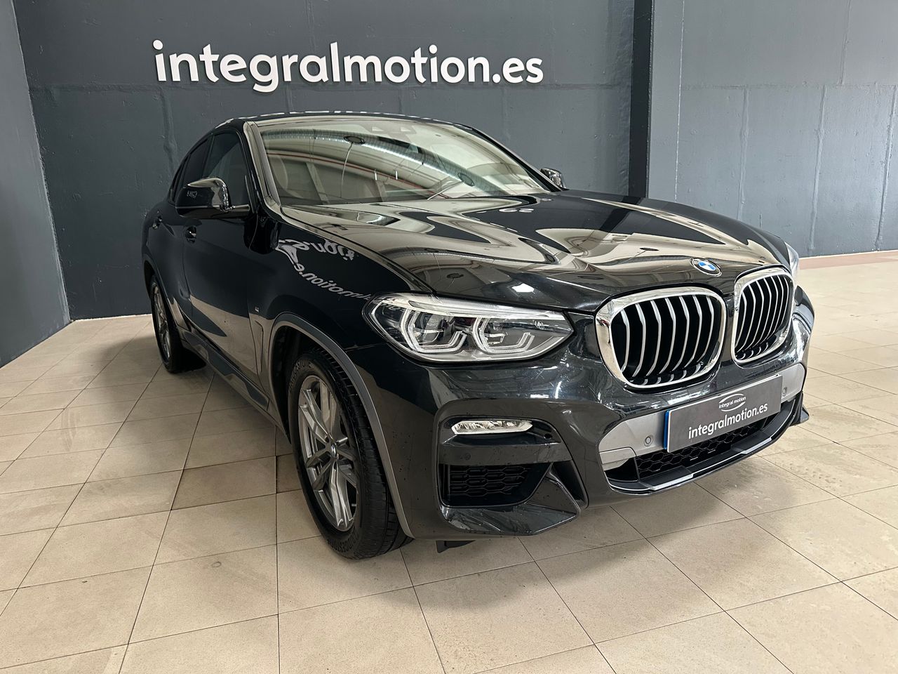 Foto BMW X4 16