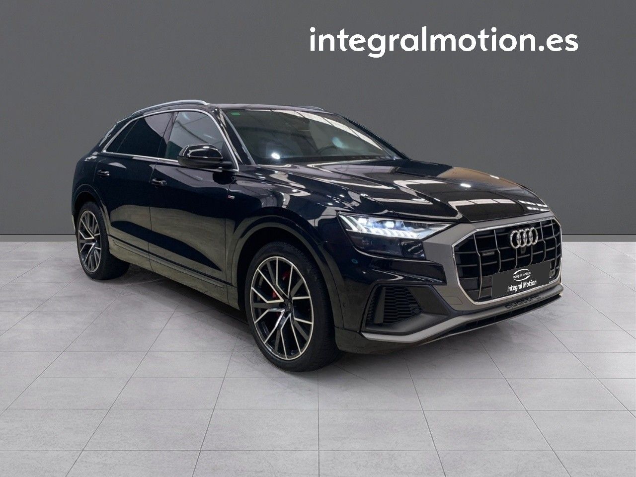 Foto Audi Q8 3