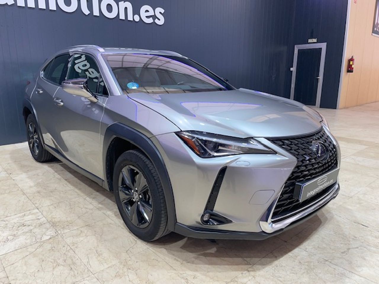 Foto Lexus UX 4