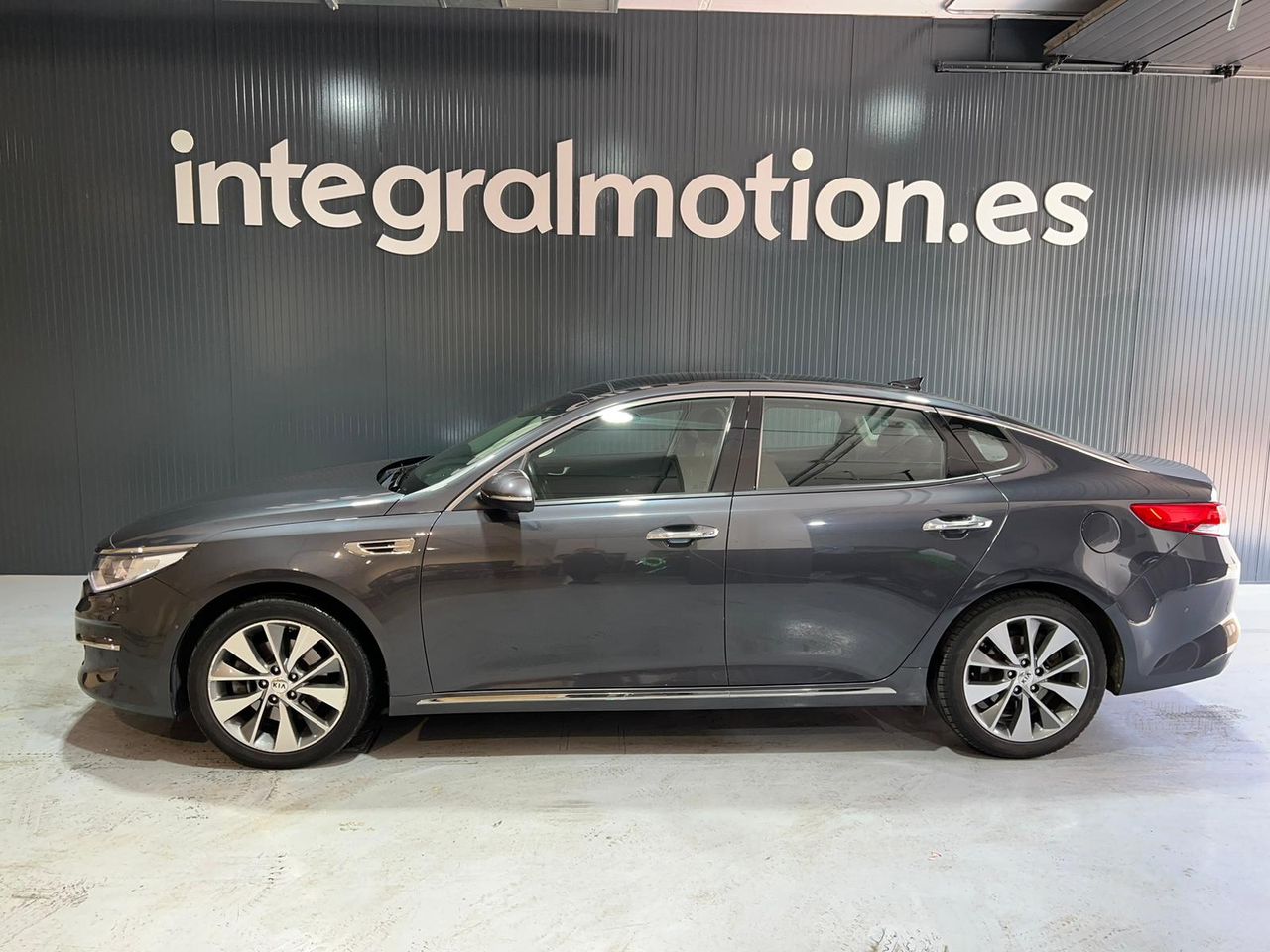 Foto Kia Optima 12