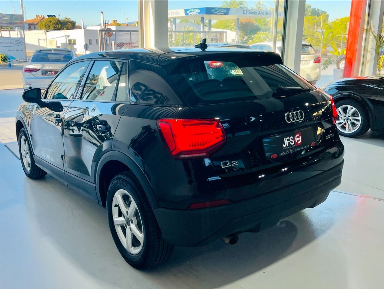 Foto Audi Q2 7