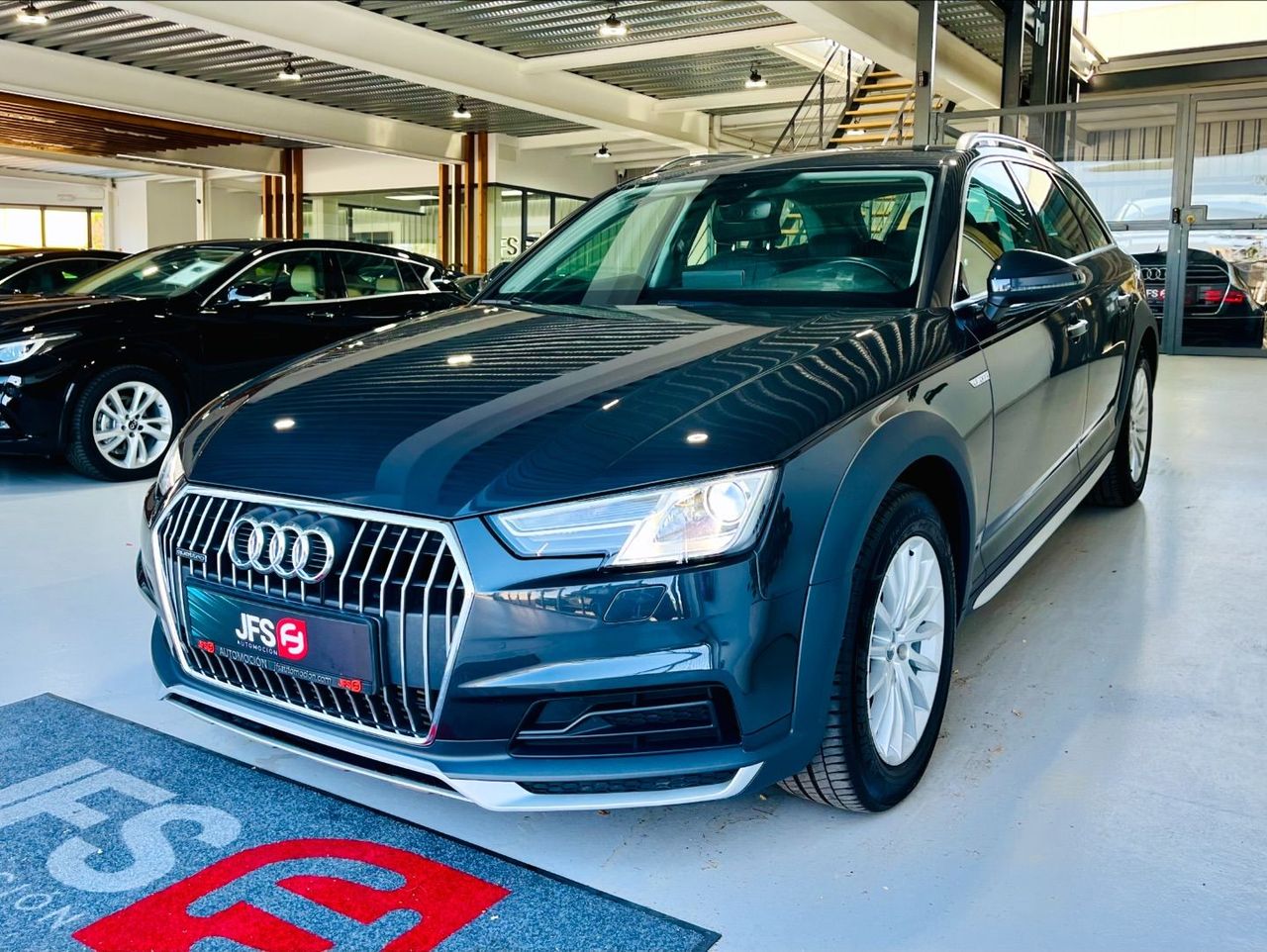 Foto Audi A4 Allroad Quattro 2