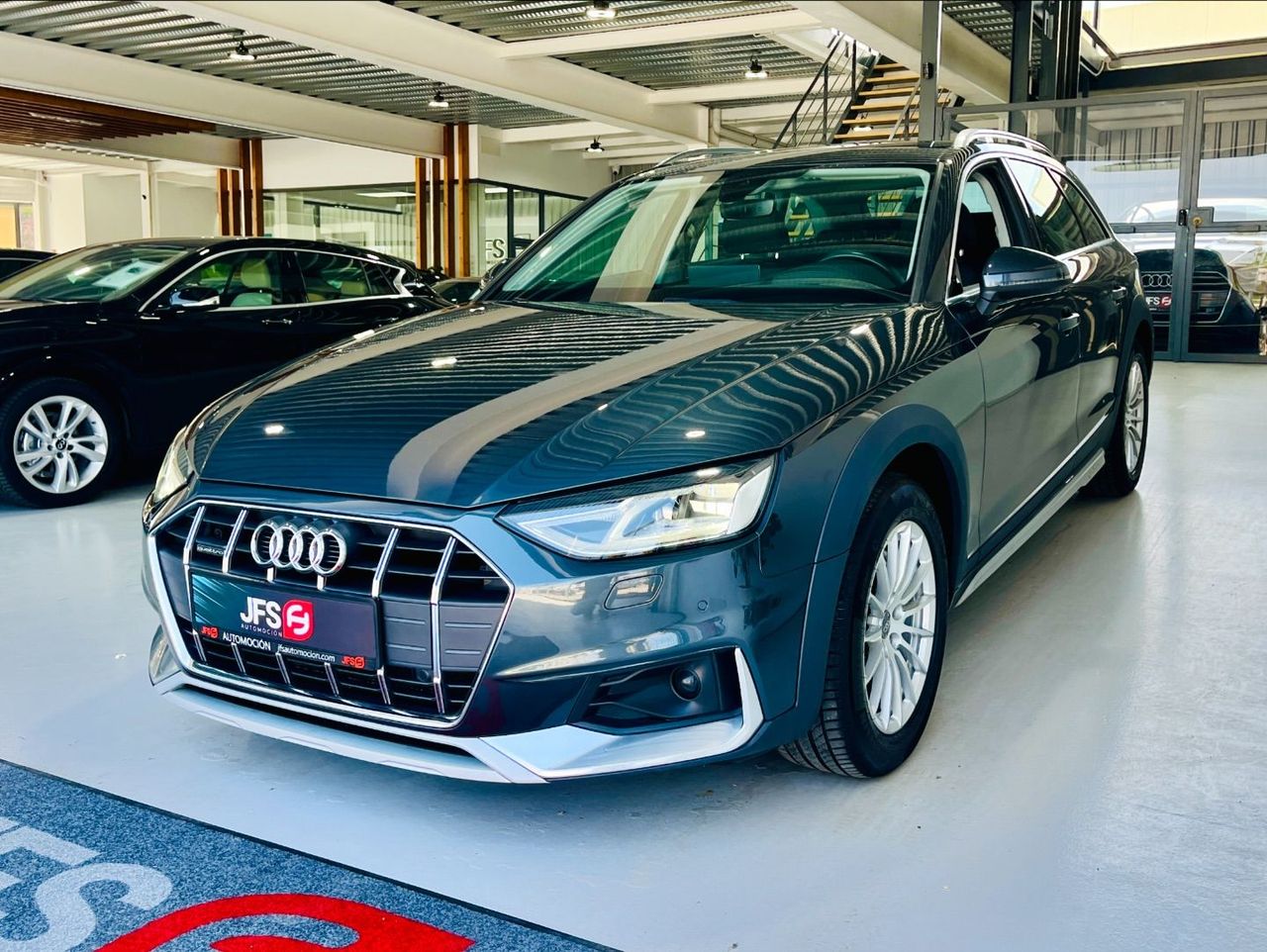 Foto Audi A4 Allroad Quattro 2