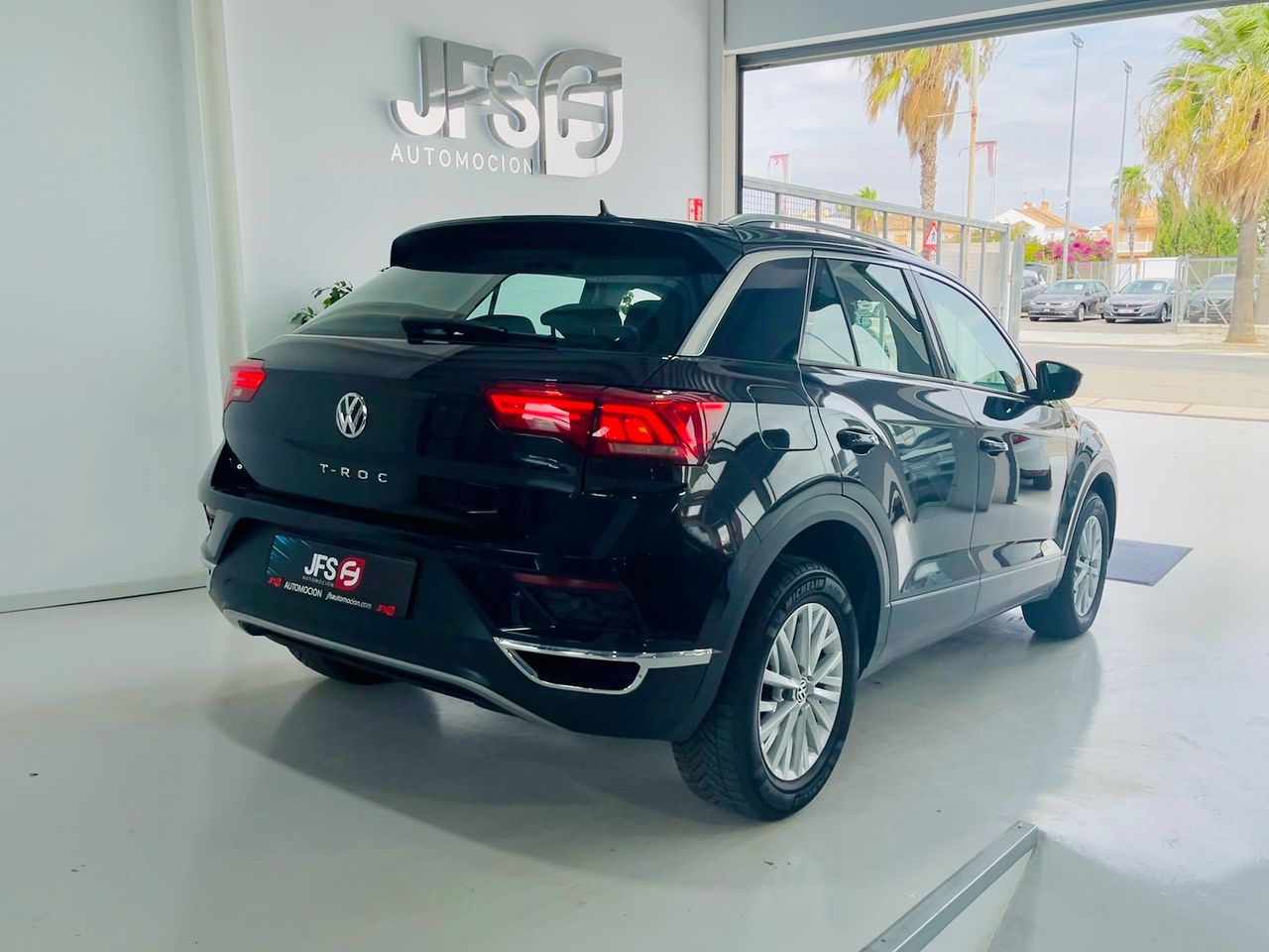 Foto Volkswagen T-Roc 5