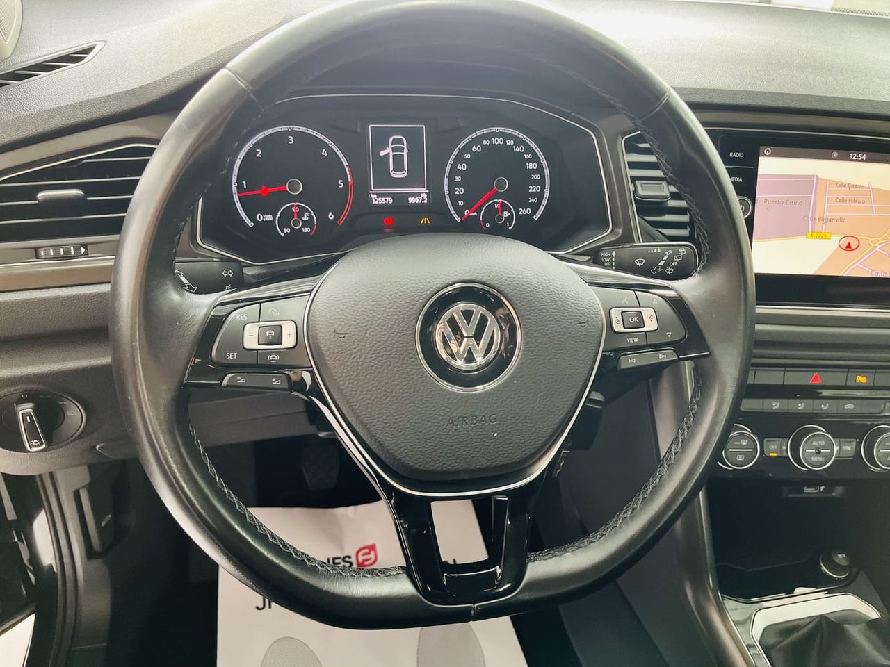 Foto Volkswagen T-Roc 11