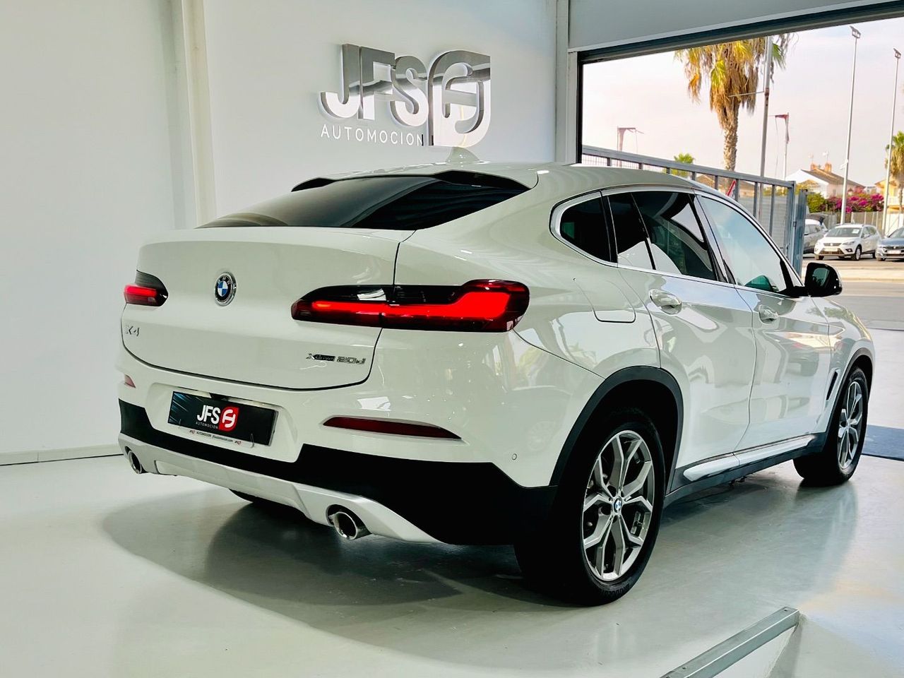 Foto BMW X4 4