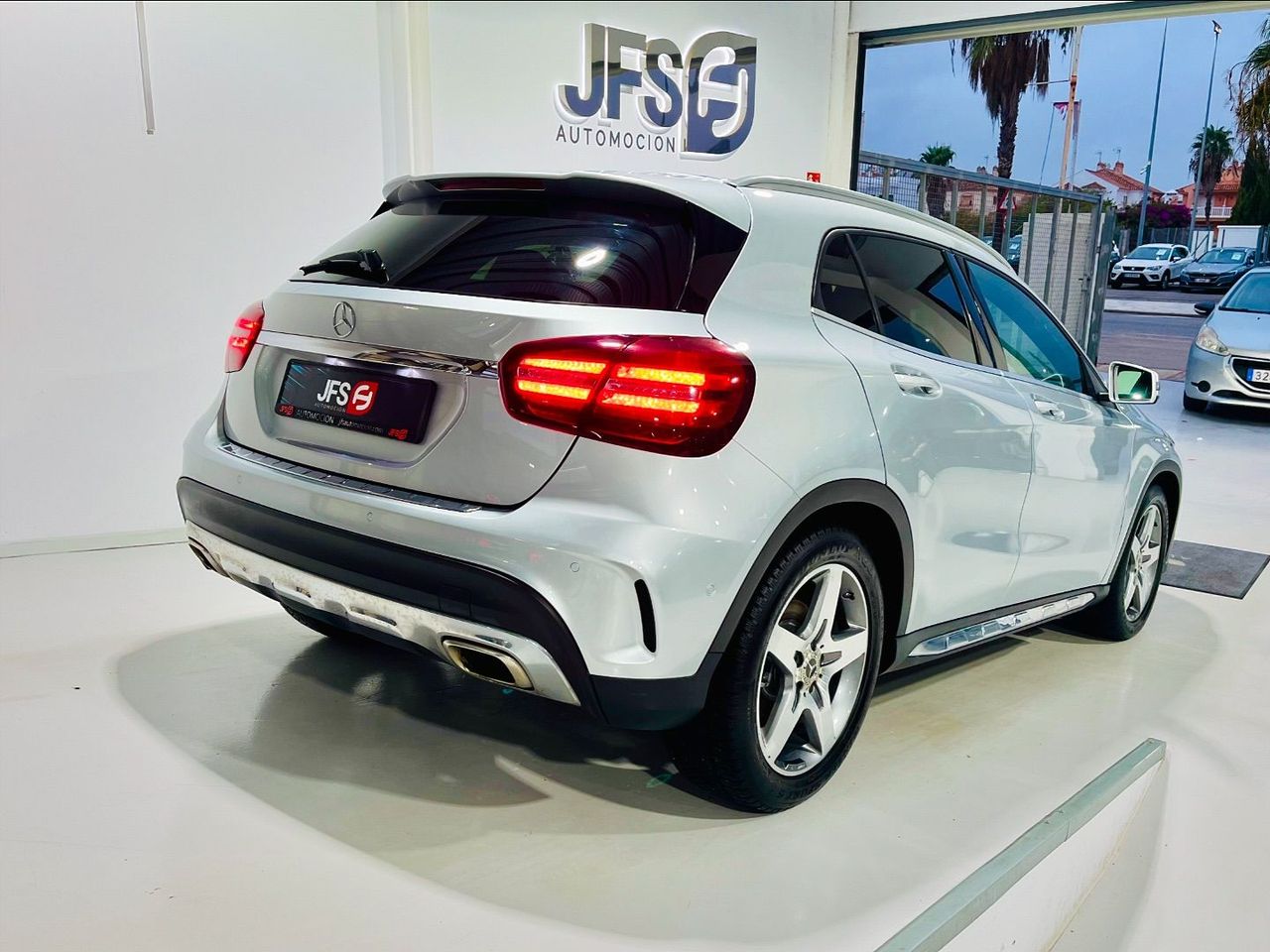 Foto Mercedes-Benz Clase GLA 5