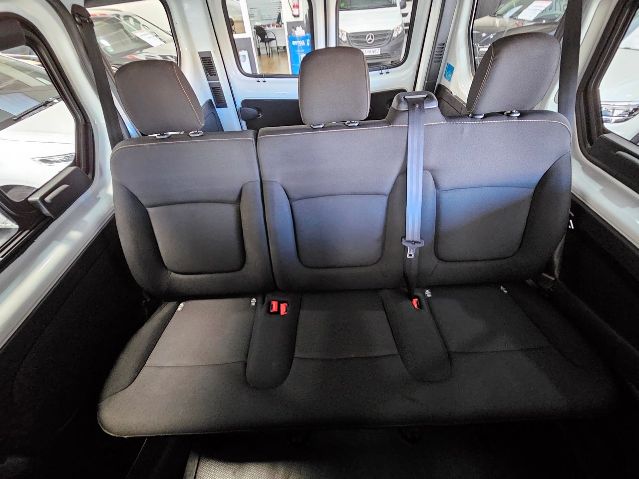 Foto Renault Trafic 33