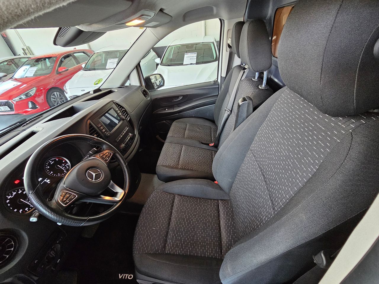 Foto Mercedes-Benz Vito 14