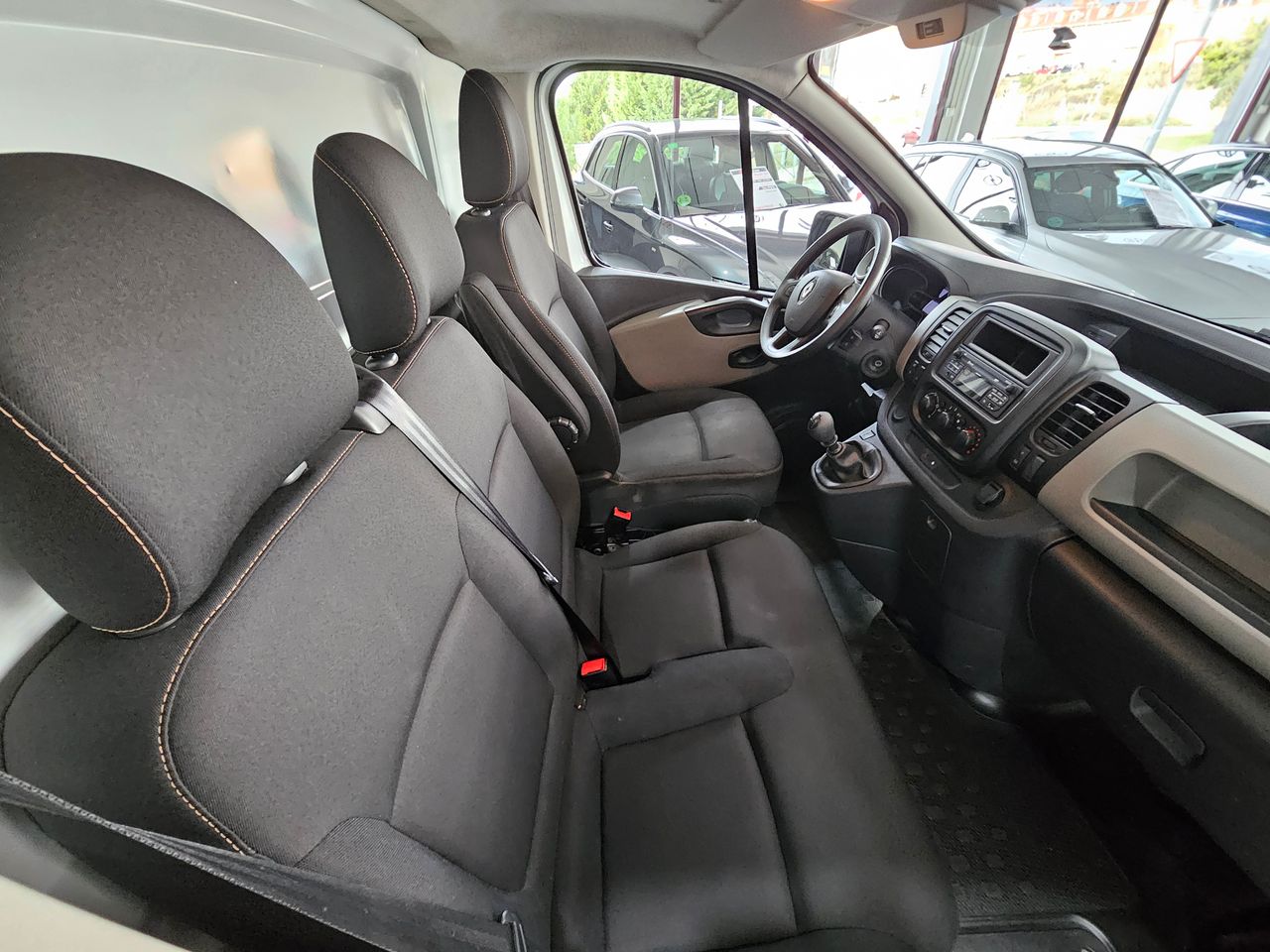 Foto Renault Trafic 14