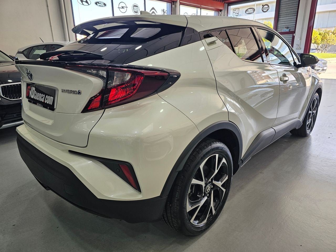 Foto Toyota C-HR 7