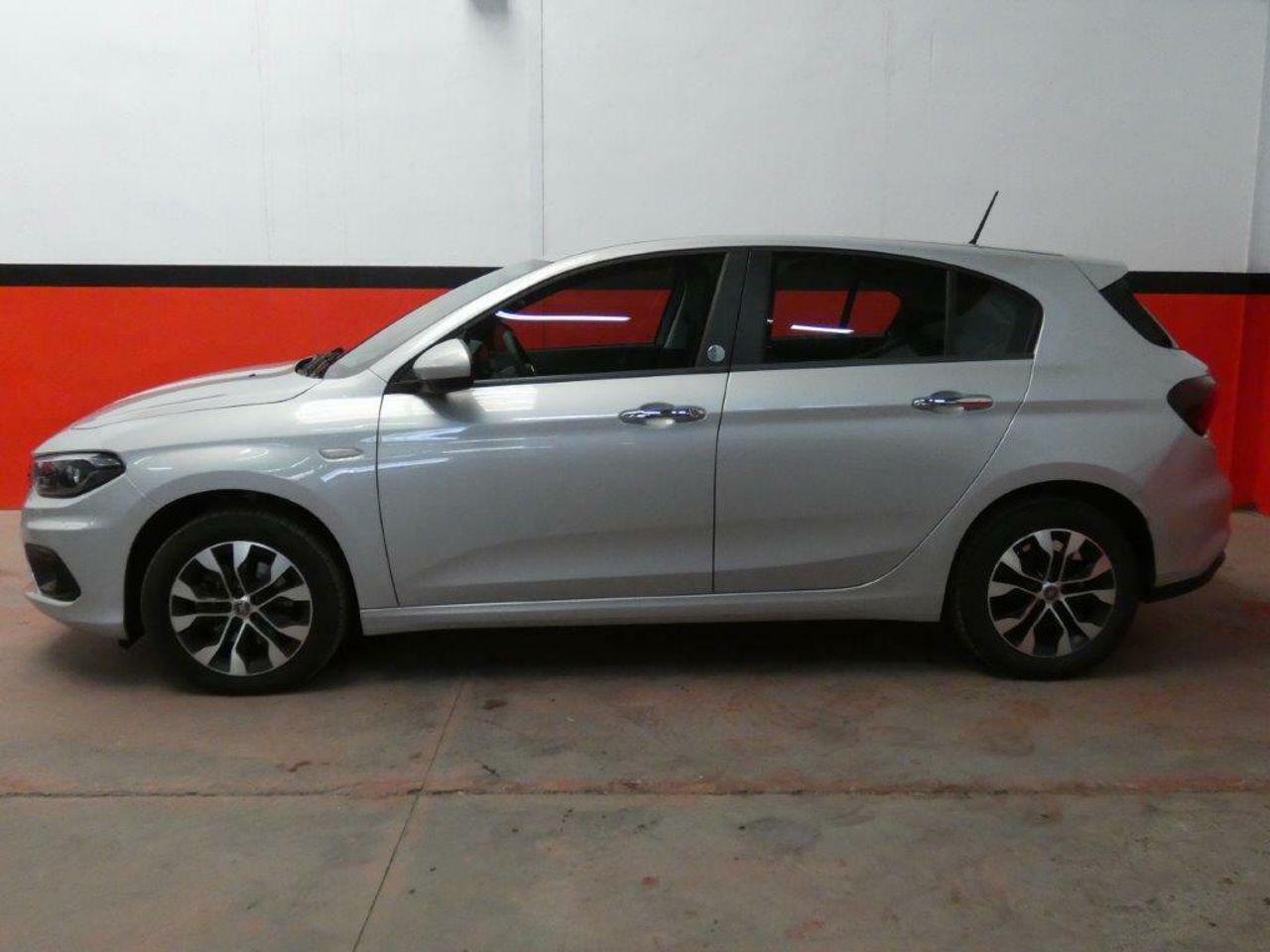 Foto Fiat Tipo 8