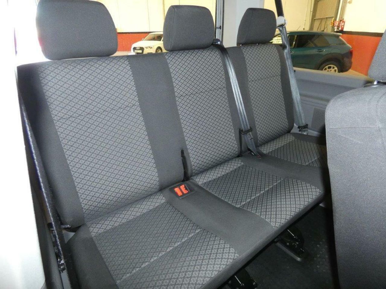 Foto Volkswagen Caravelle 24