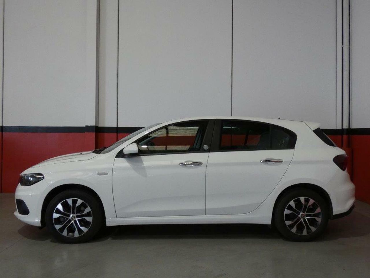 Foto Fiat Tipo 8