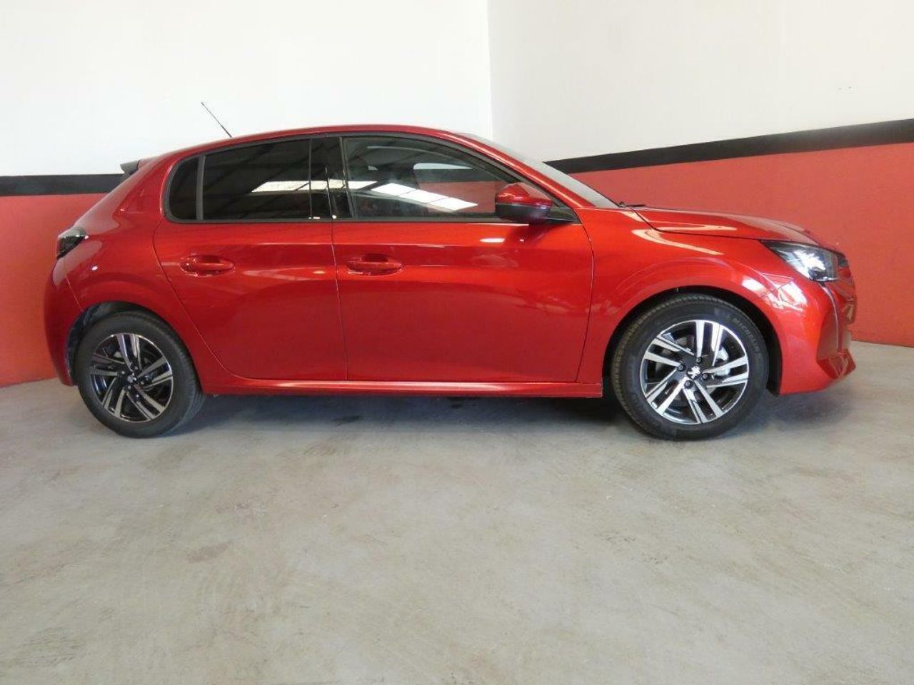 Foto Peugeot 208 4