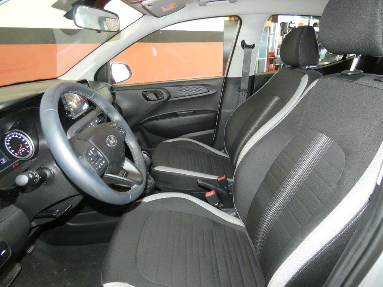 Foto Hyundai i10 18