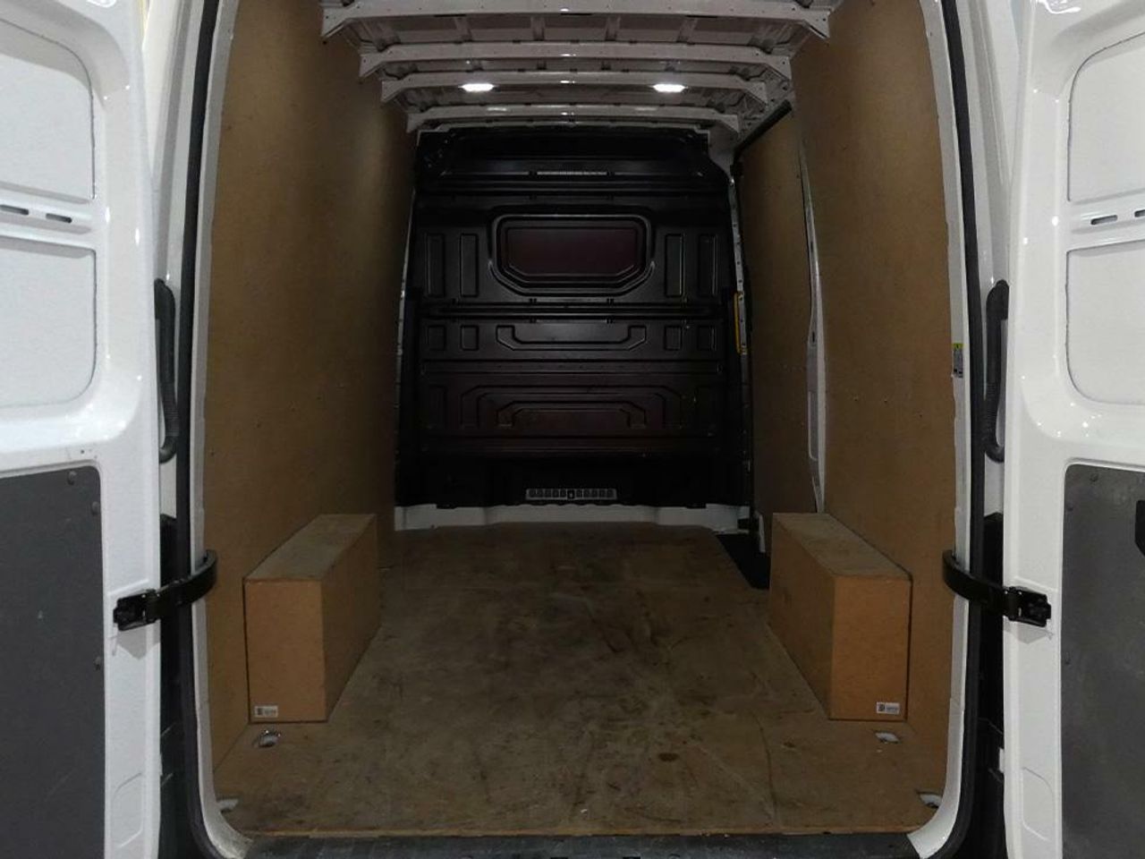 Foto Volkswagen Crafter 18