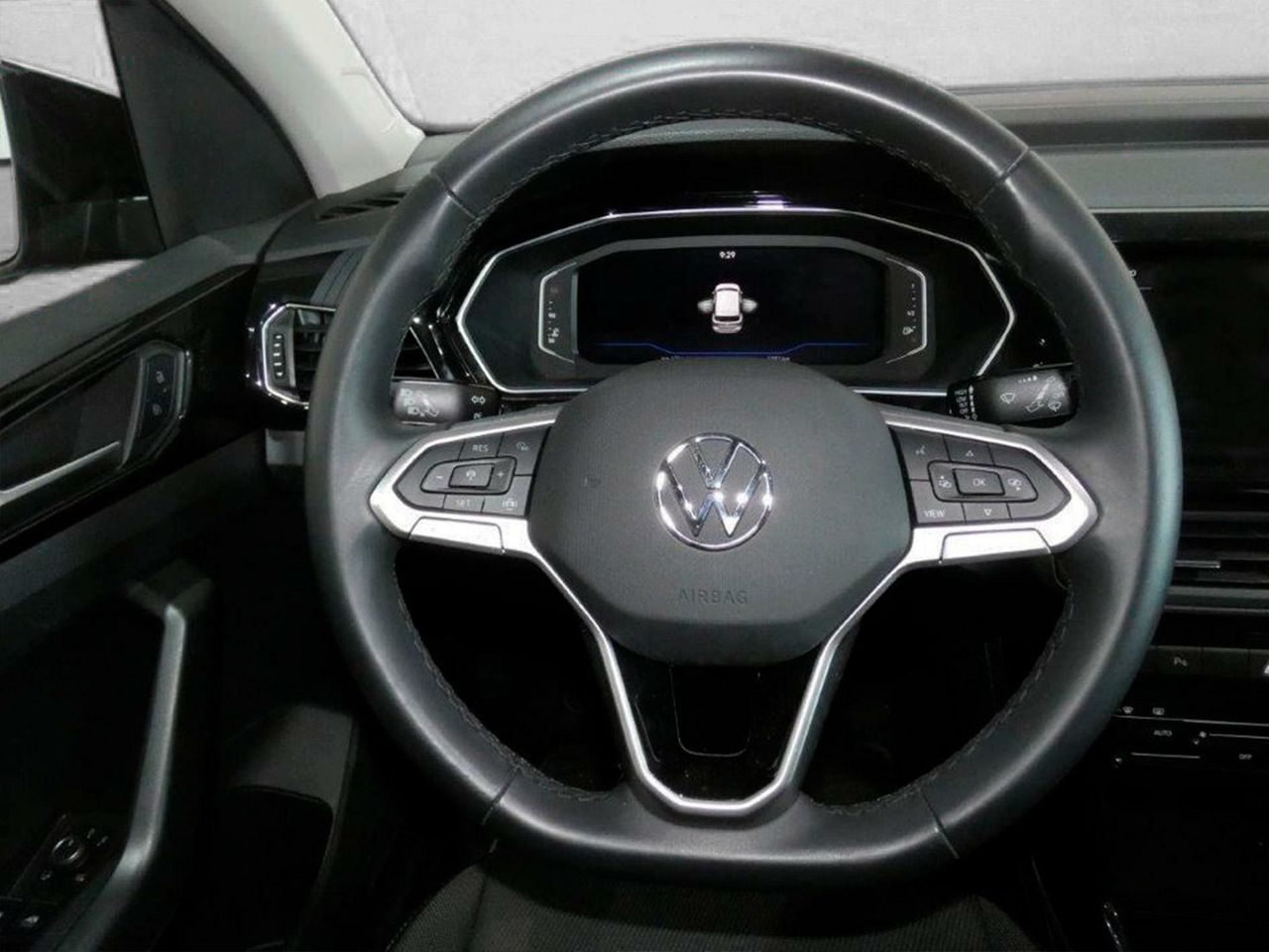 Foto Volkswagen T-Cross 8