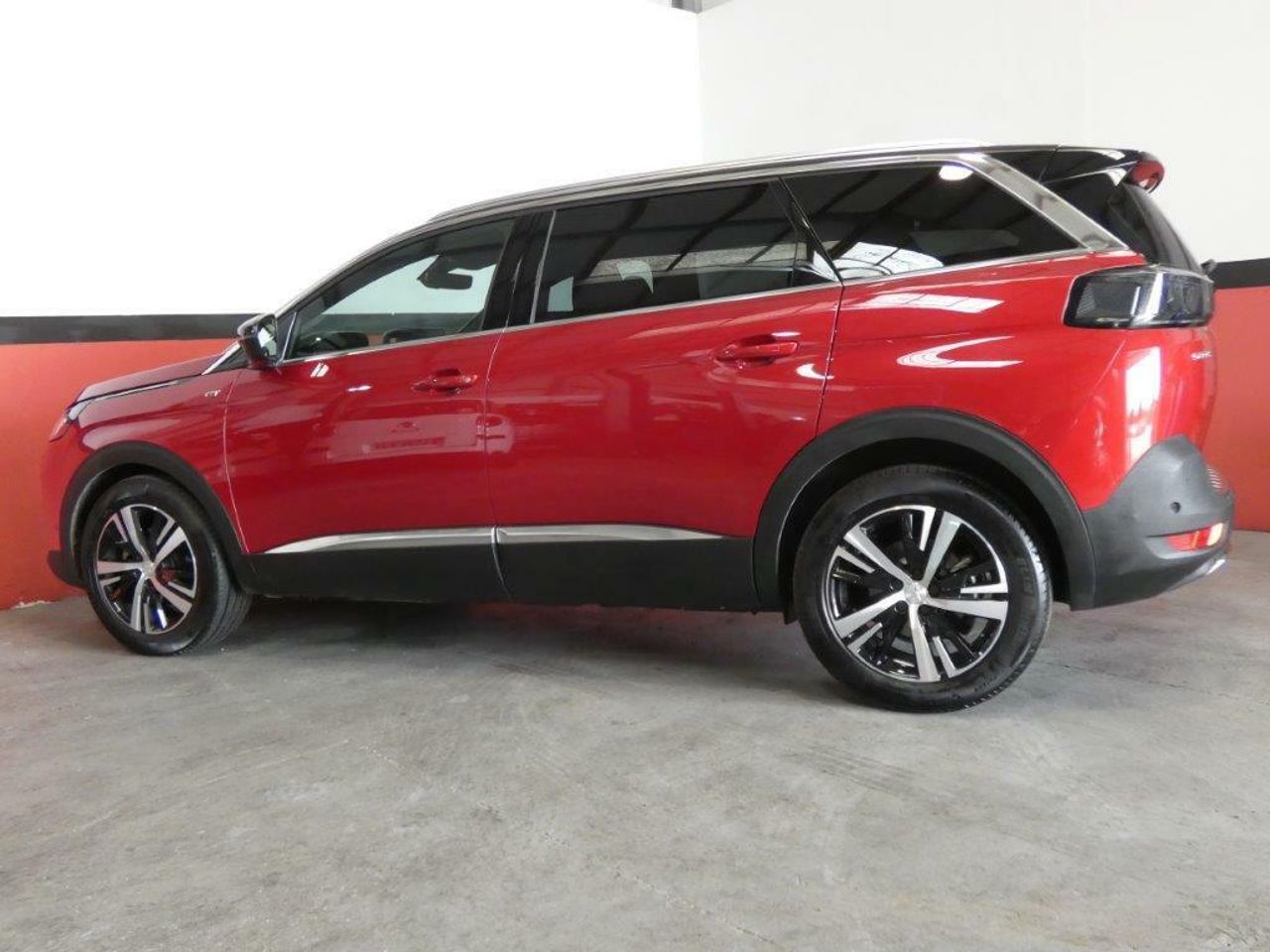 Foto Peugeot 5008 8