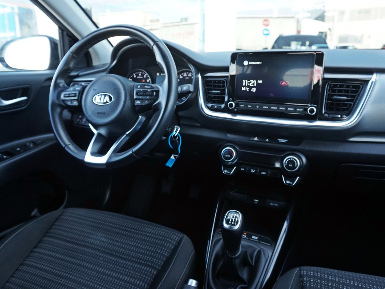 Foto Kia Stonic 10