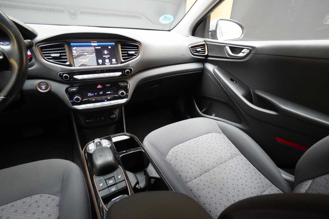 Foto Hyundai IONIQ 19