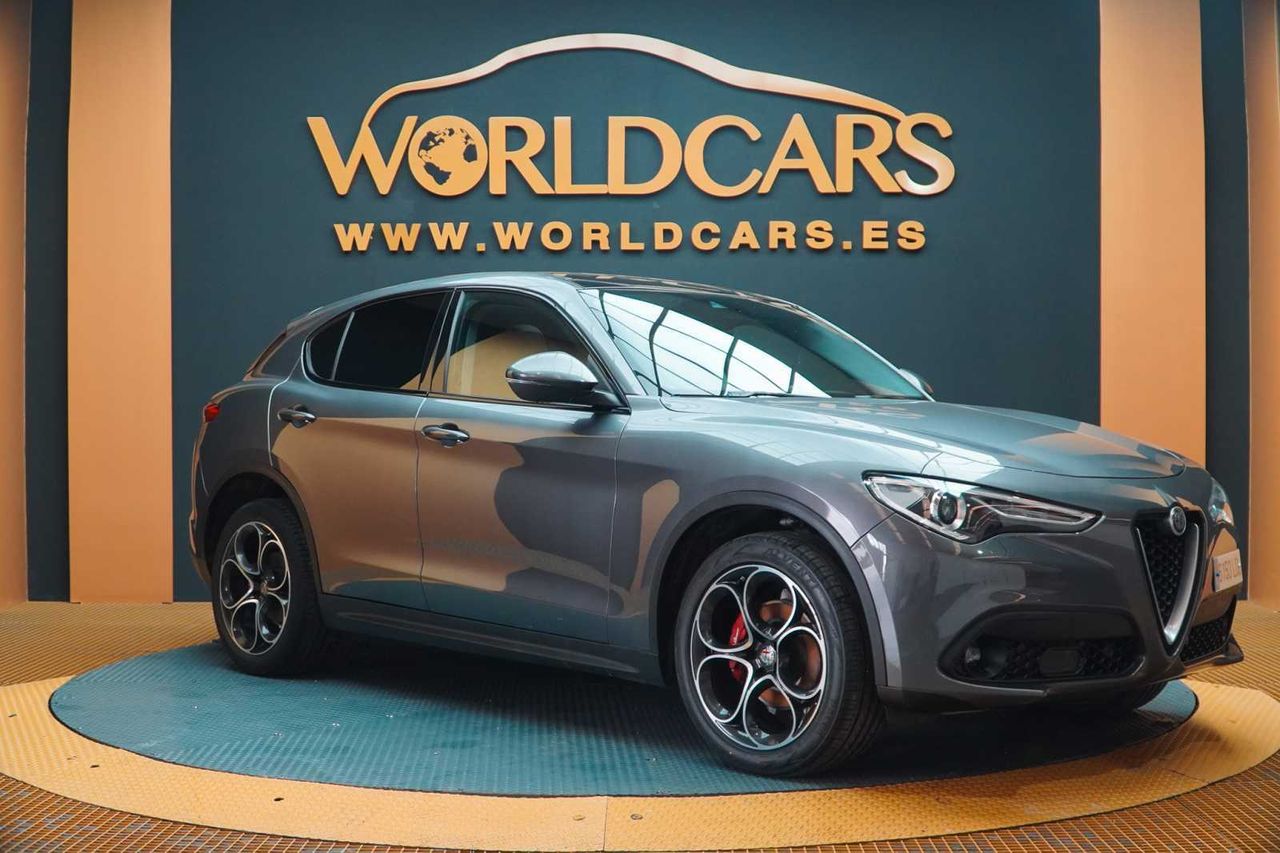 Foto Alfa Romeo Stelvio 3