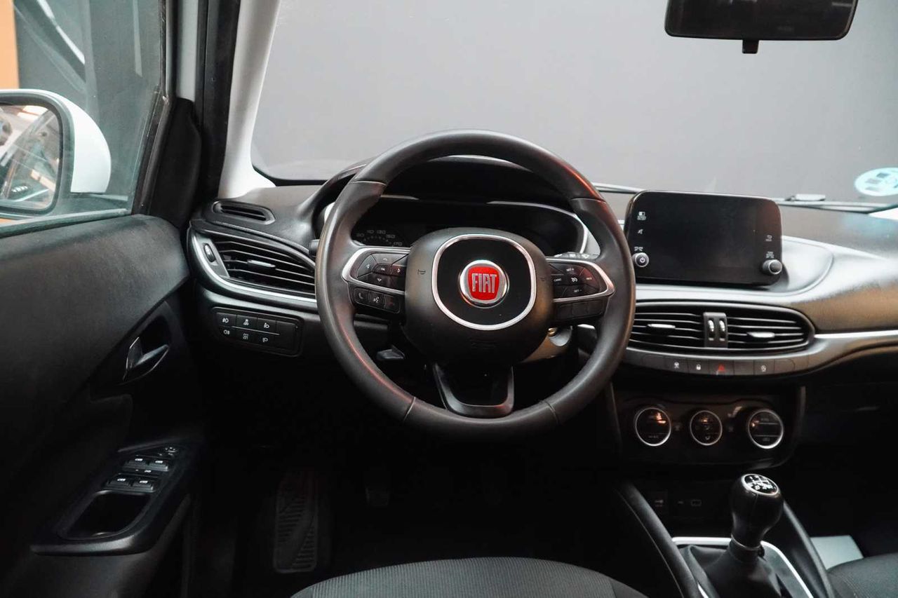 Foto Fiat Tipo 12